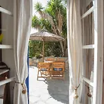 Sunrock - Gerani Aparthotel Naxos City