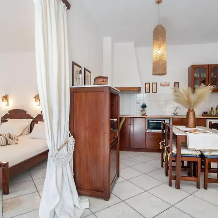 Apartahotel Sunrock - Gerani Naxos City